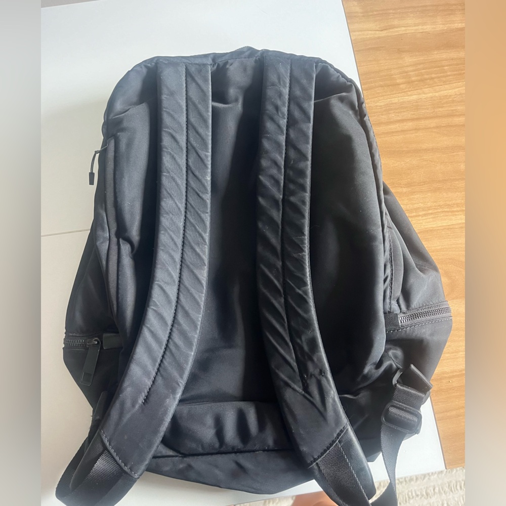 Lululemon Backpack - Picture 3 of 5